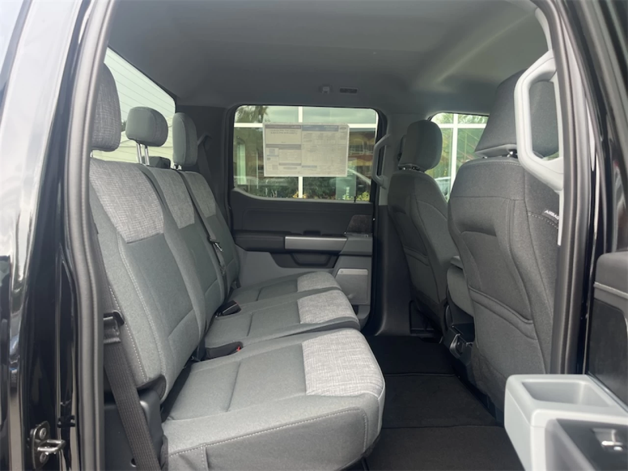 2026 Ford F-250 Super Duty XLT Main Image