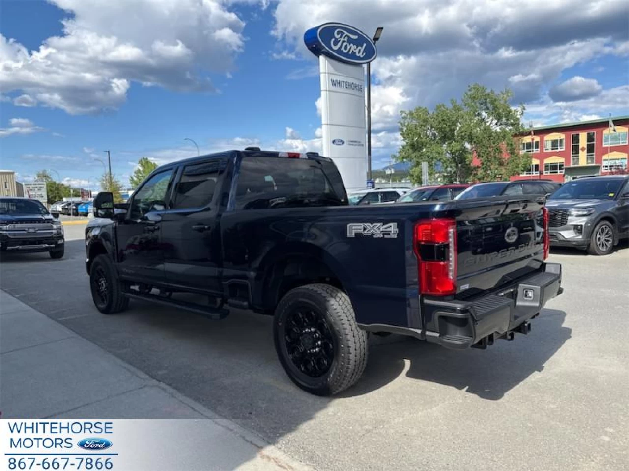 2025 Ford F-350 Super Duty XLT Main Image