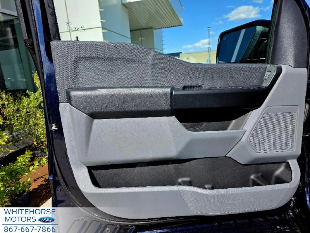 2025 Ford F-150 XL Main Image