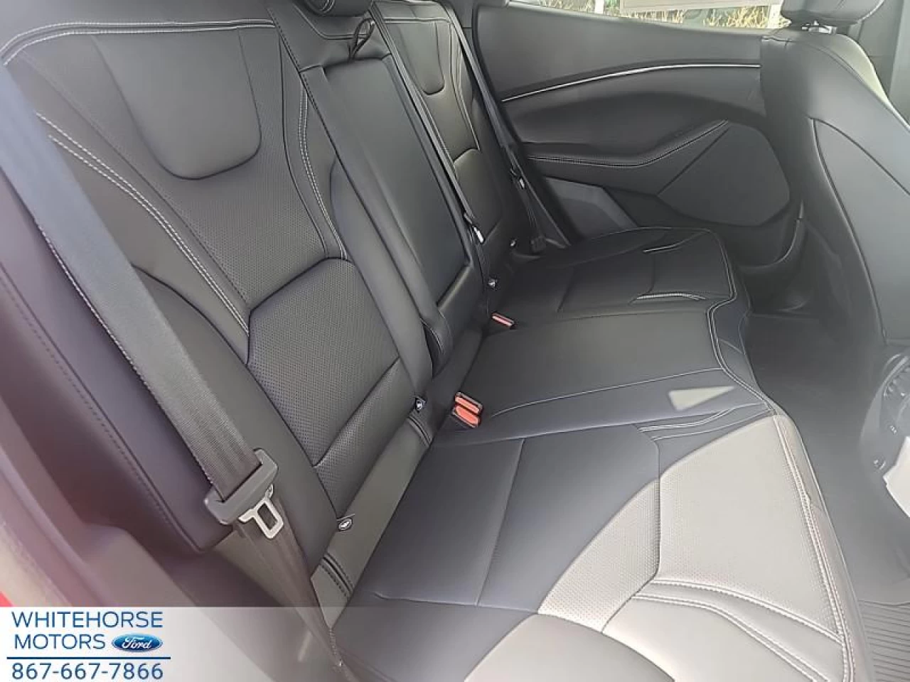 2025 Ford Mustang Mach-E Premium AWD Image principale