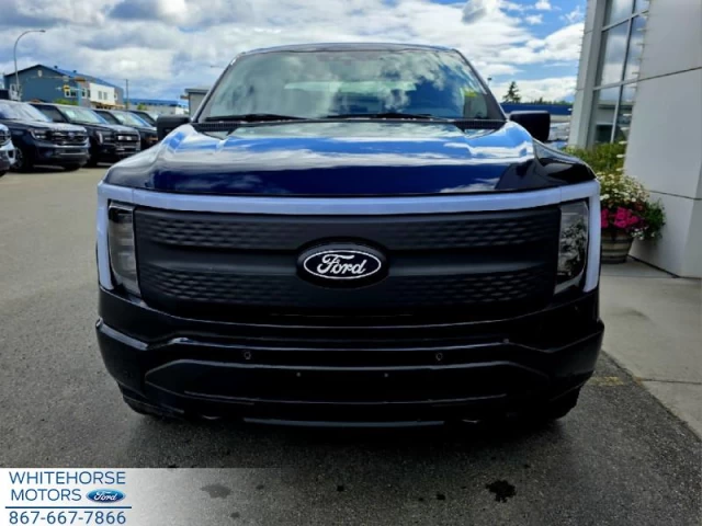 Ford F-150 Lightning Flash 2025