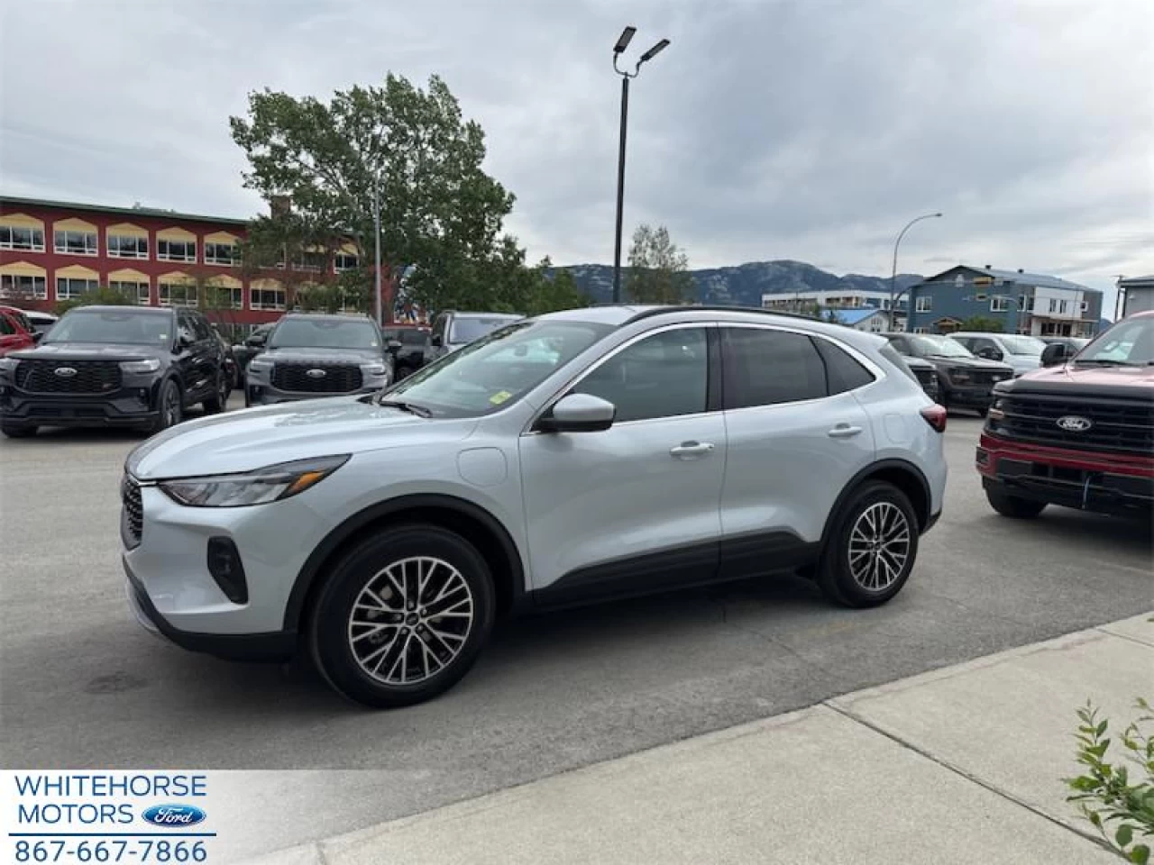 2025 Ford Escape PHEV Main Image