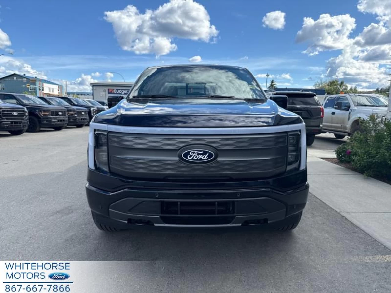 2025 Ford F-150 Lightning Lariat Main Image