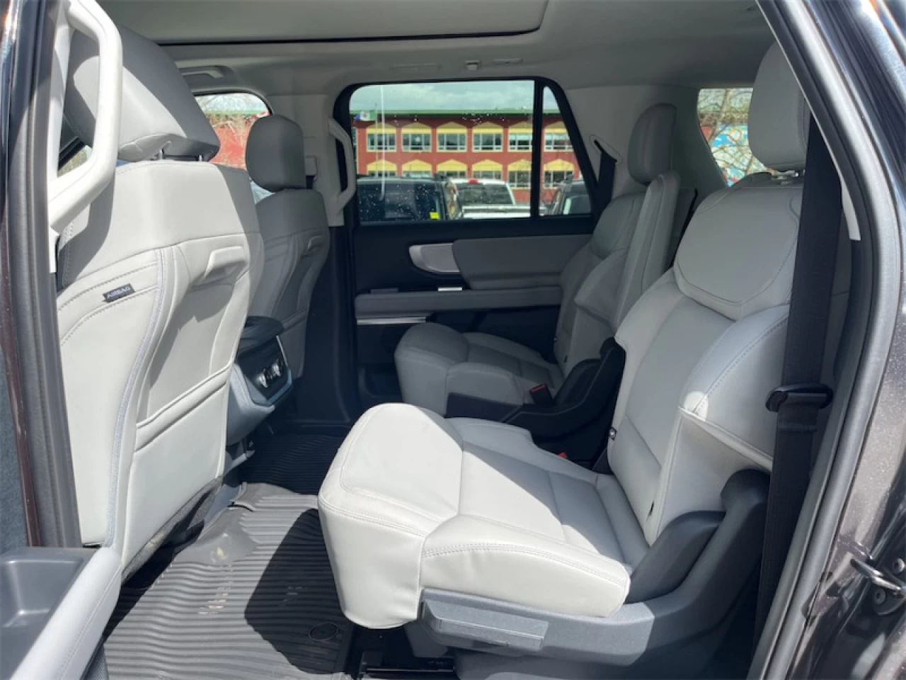 2026 Ford Expedition Max Active Image principale