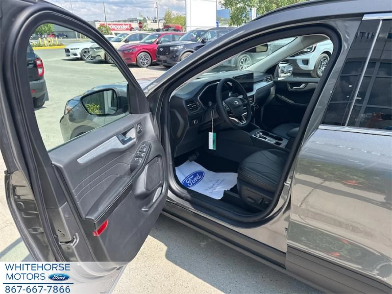 2025 Ford Escape PHEV Main Image