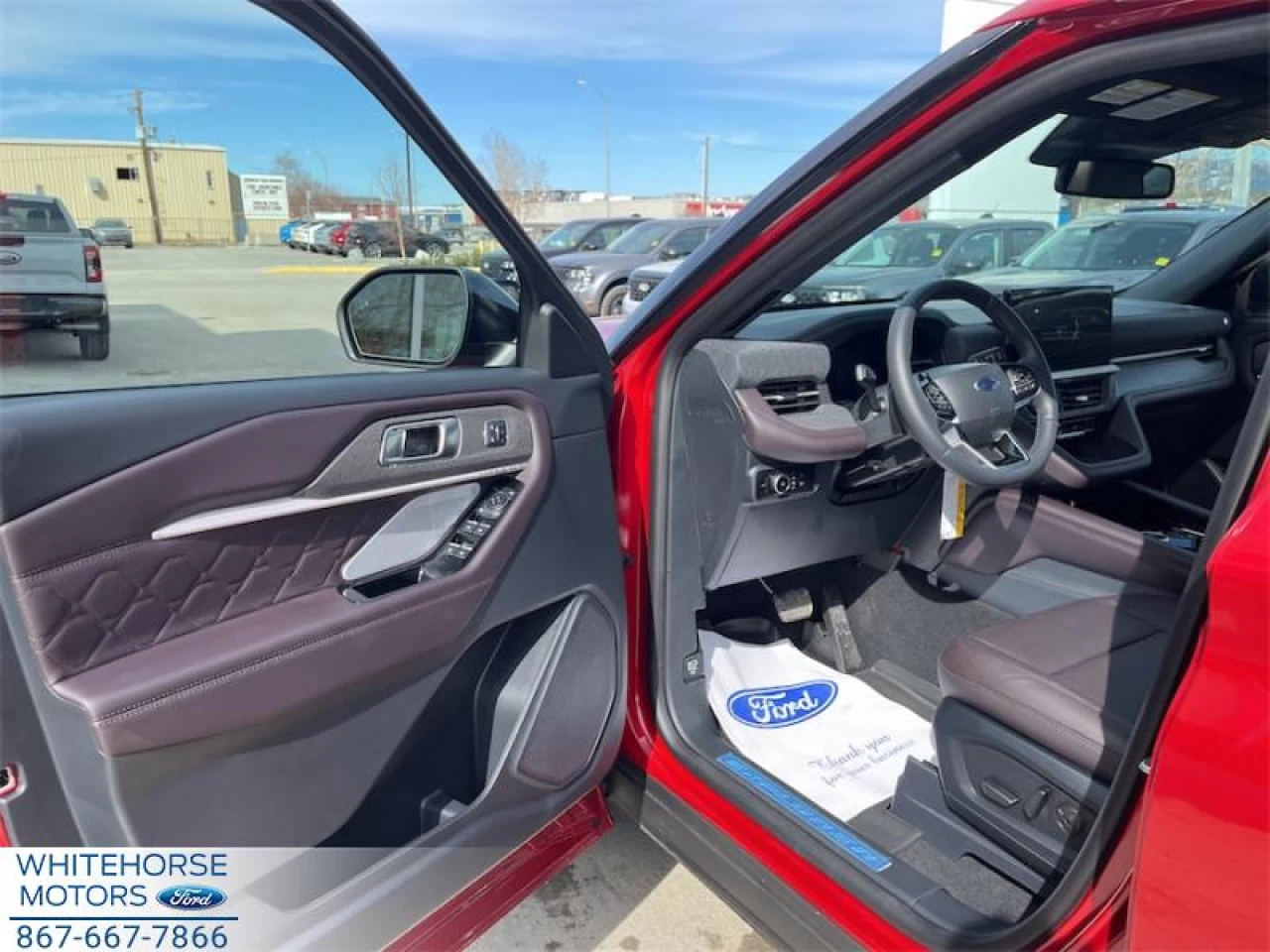 2026 Ford Explorer Platinum Main Image