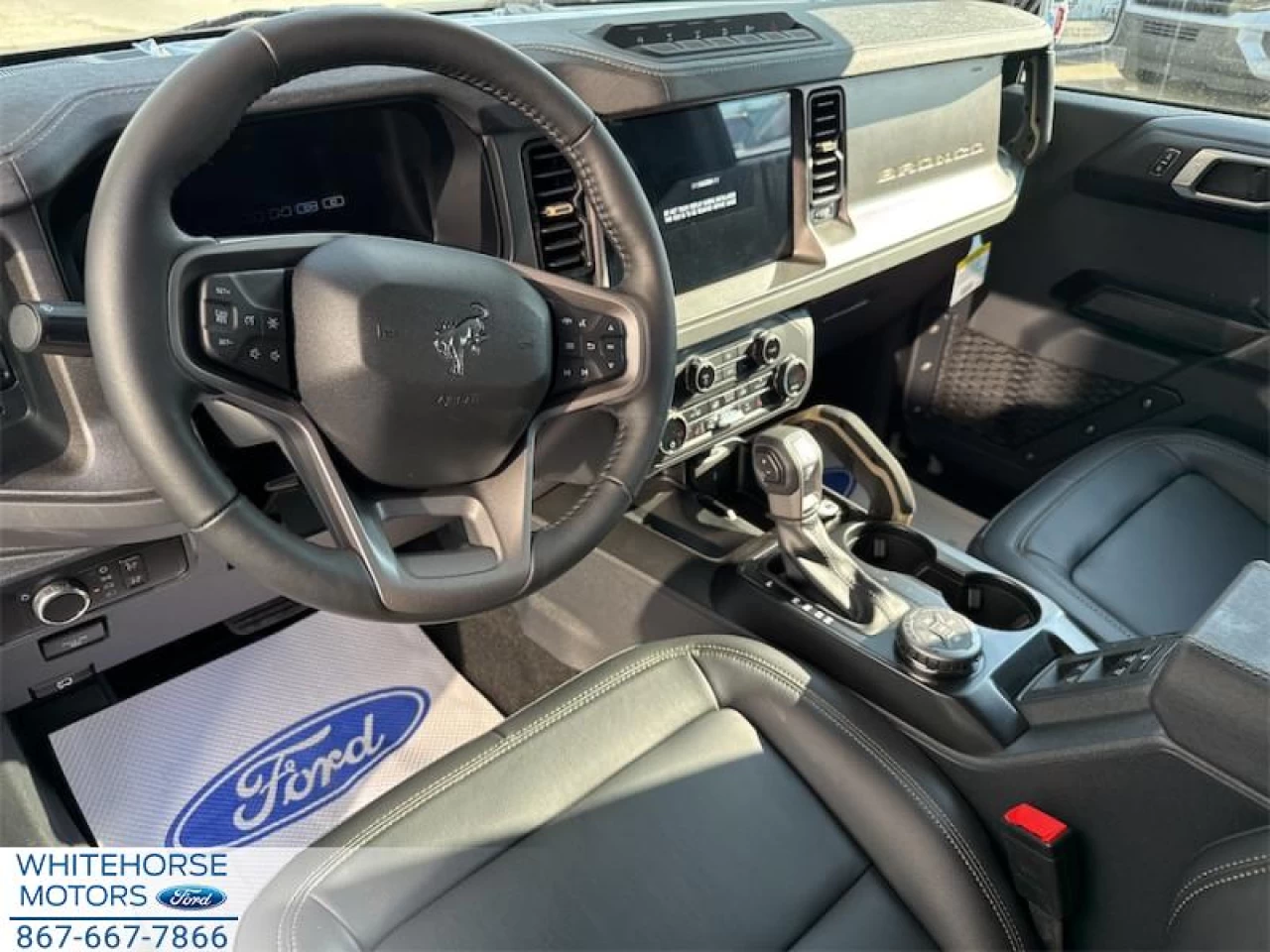 2025 Ford Bronco Badlands Main Image