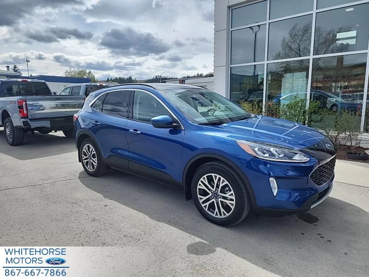 2022 Ford Escape SEL Hybrid AWD Image principale