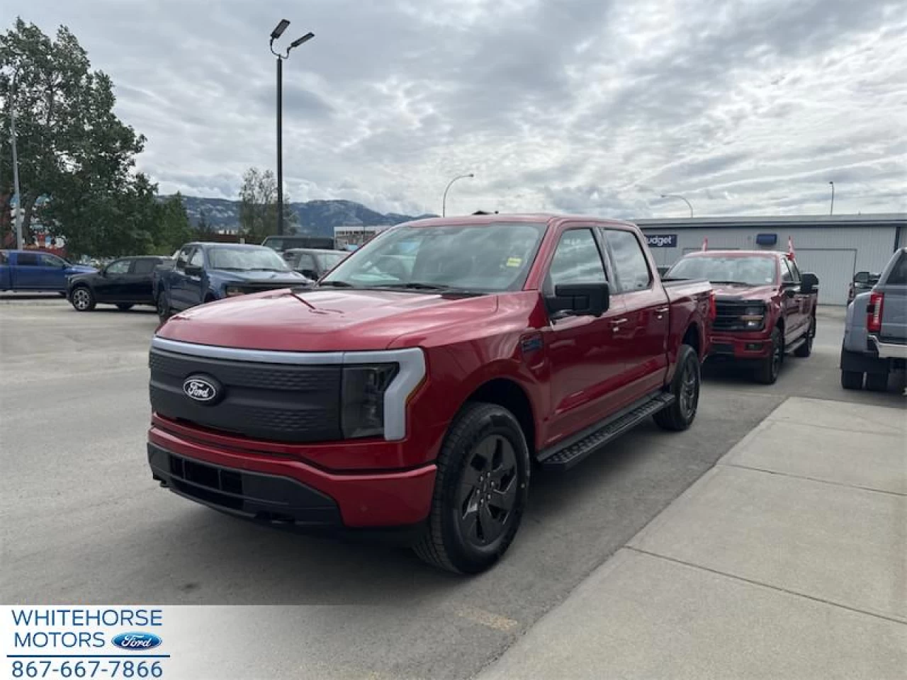 2025 Ford F-150 Lightning Flash Main Image