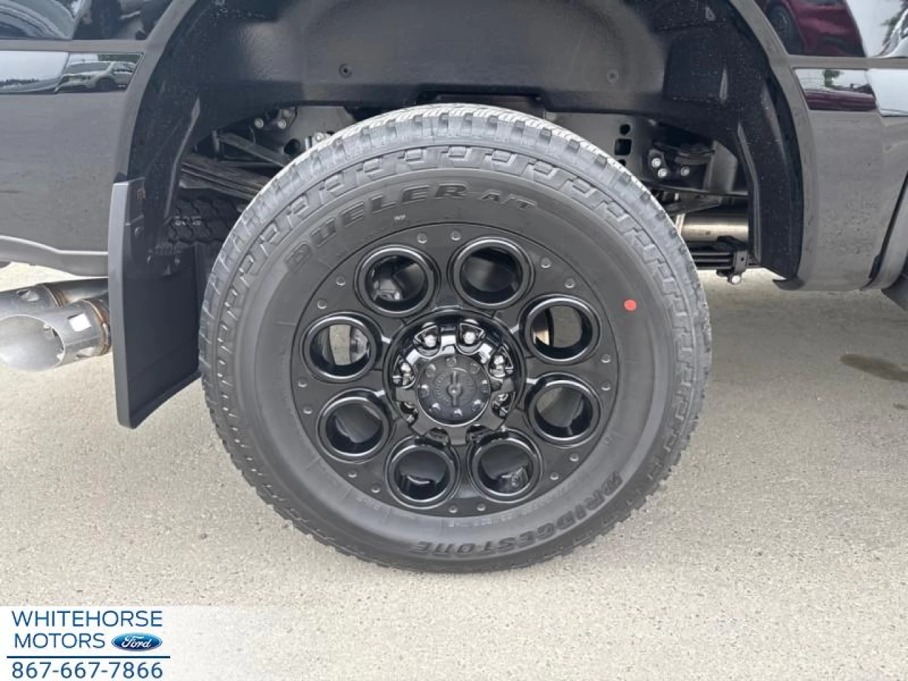 2025 Ford F-350 Super Duty LARIAT Image principale