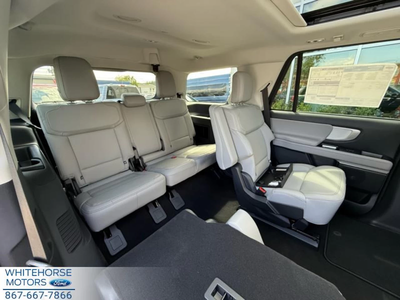 2025 Ford Expedition Active Main Image
