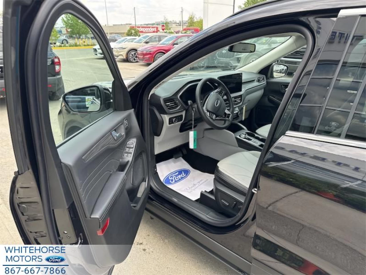 2025 Ford Escape PHEV Image principale