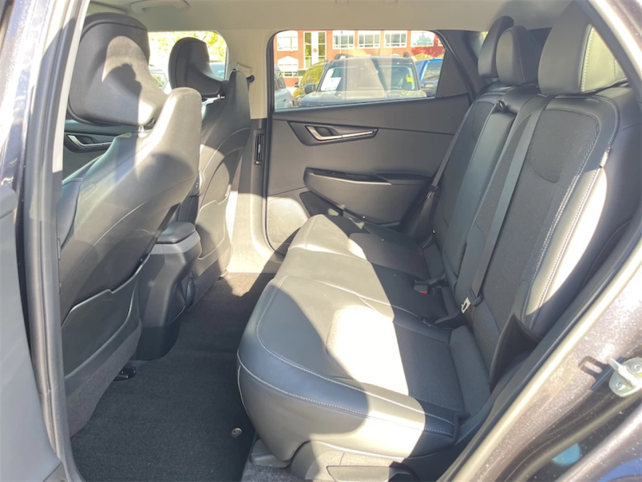 2025 Kia EV6  Main Image