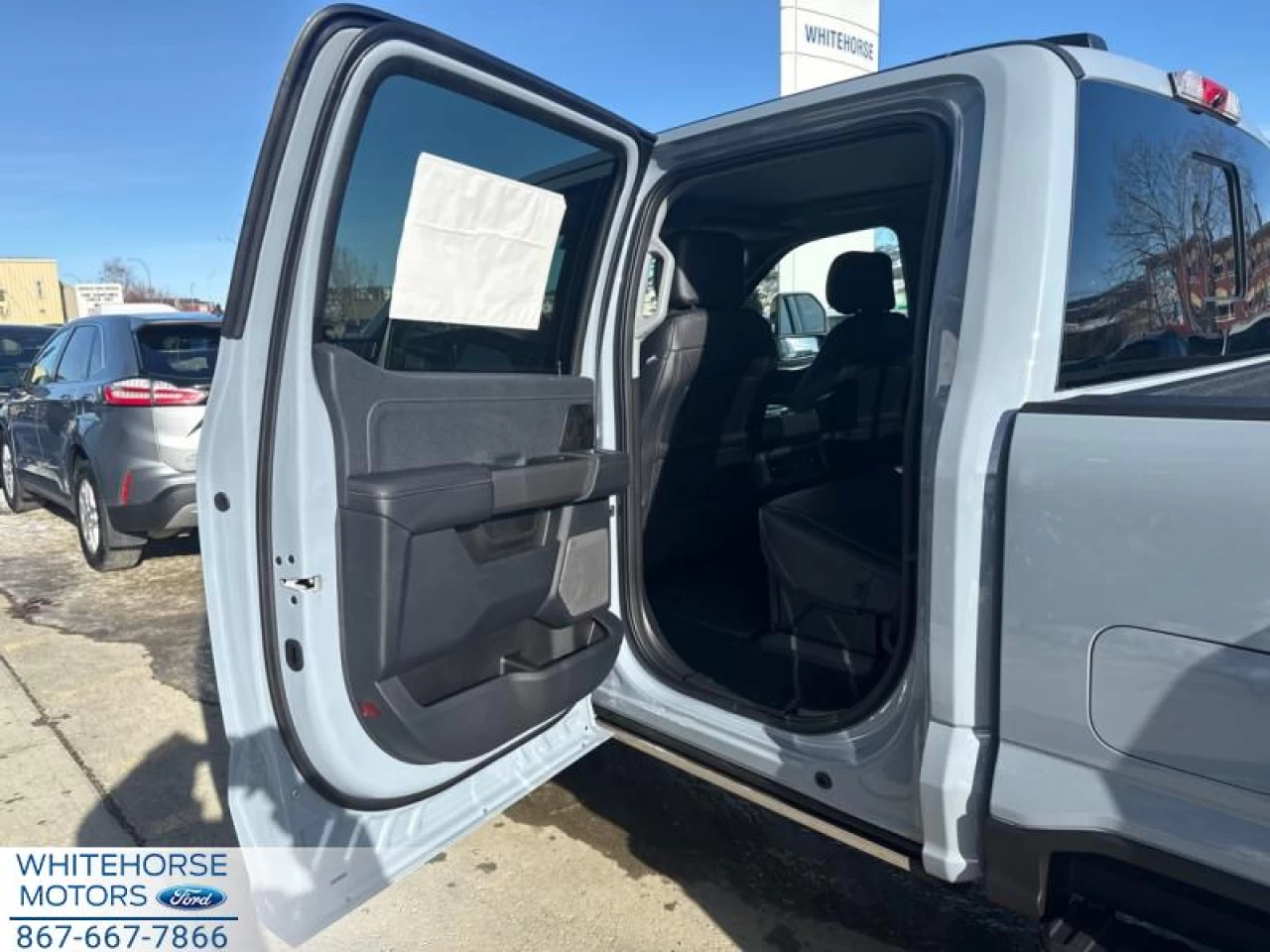 2025 Ford F-350 Super Duty Lariat Image principale