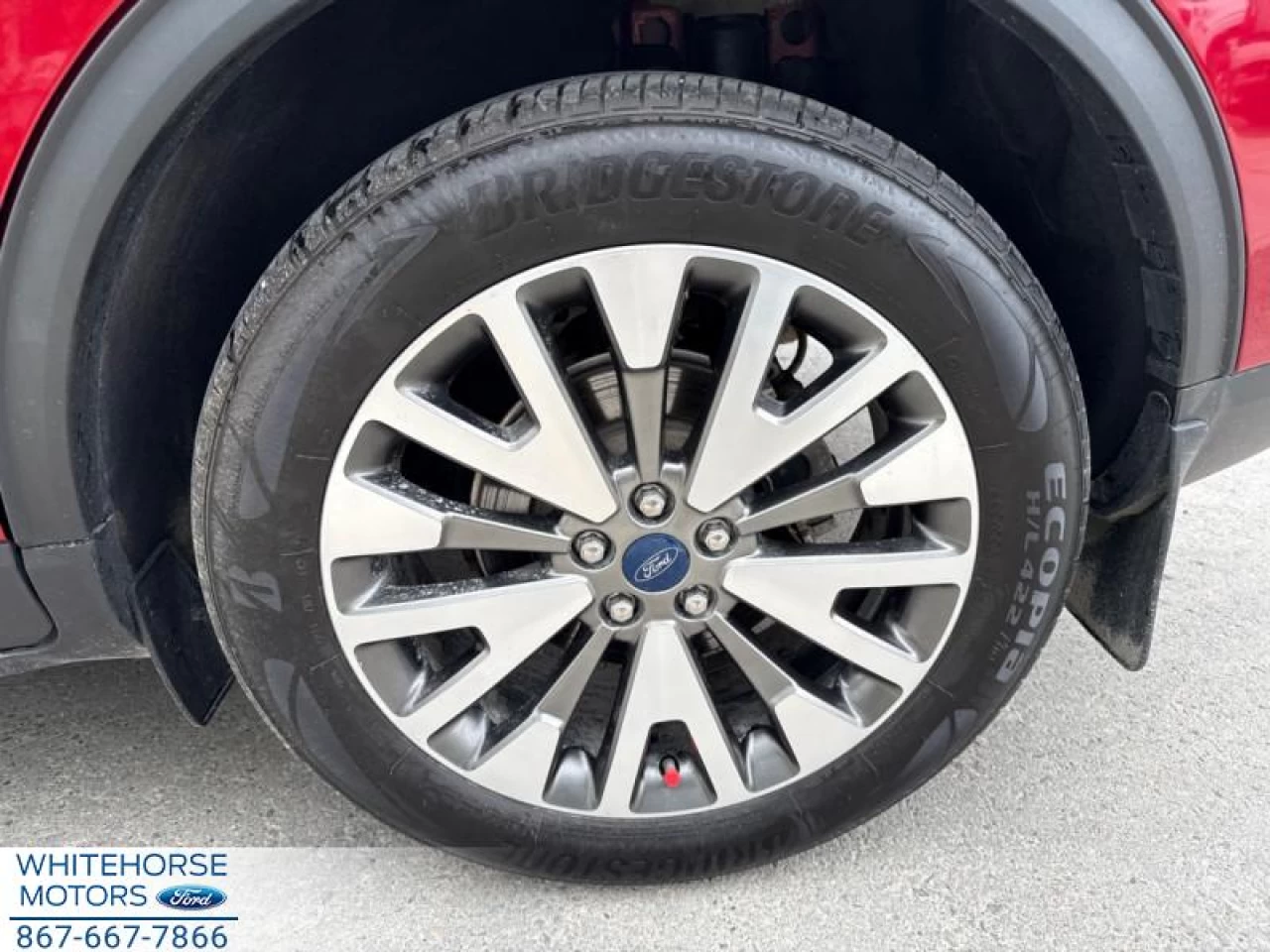 2020 Ford Escape Titanium Hybrid 4WD Main Image