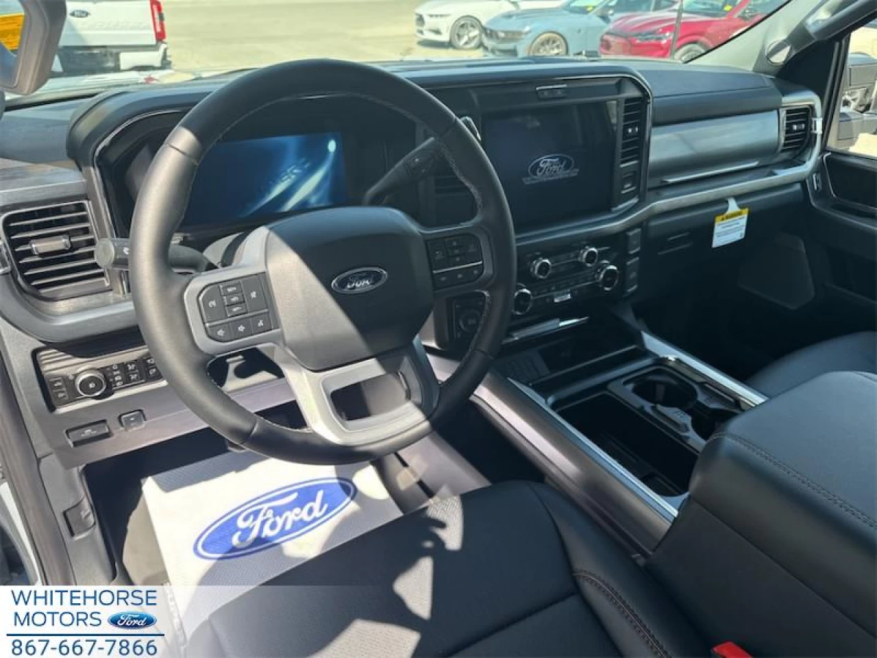 2025 Ford F-350 Super Duty LARIAT Image principale
