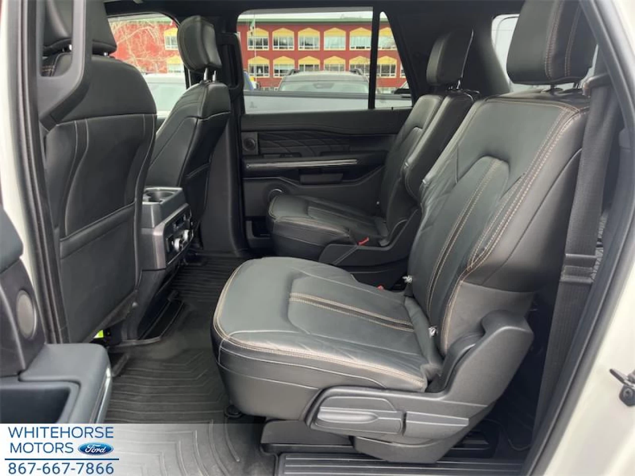 2022 Ford Expedition Max Platinum Main Image