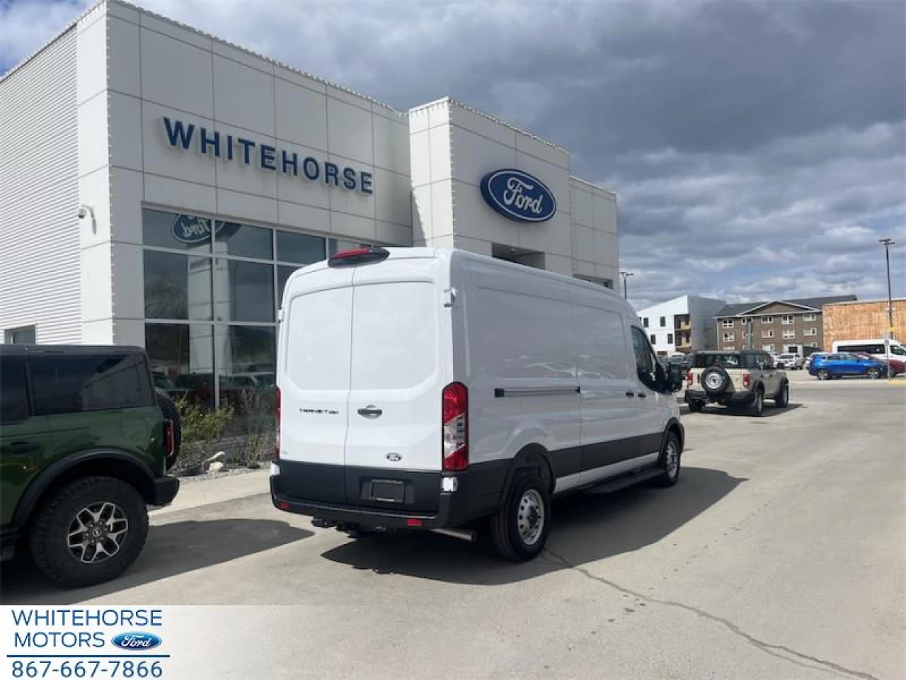 2026 Ford Transit-250 148 WB Medium Roof Cargo Main Image
