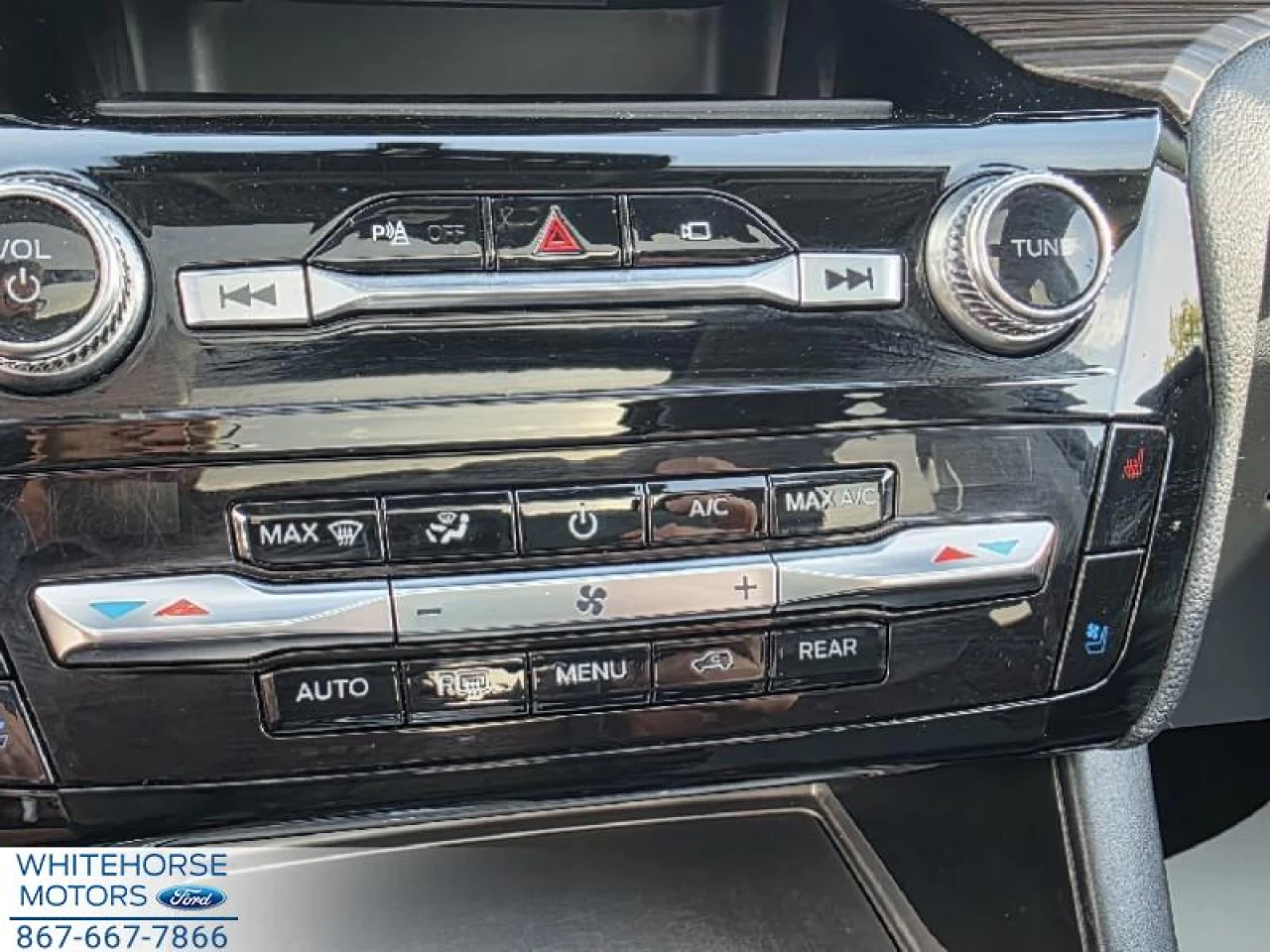 2021 Ford Explorer Limited Main Image