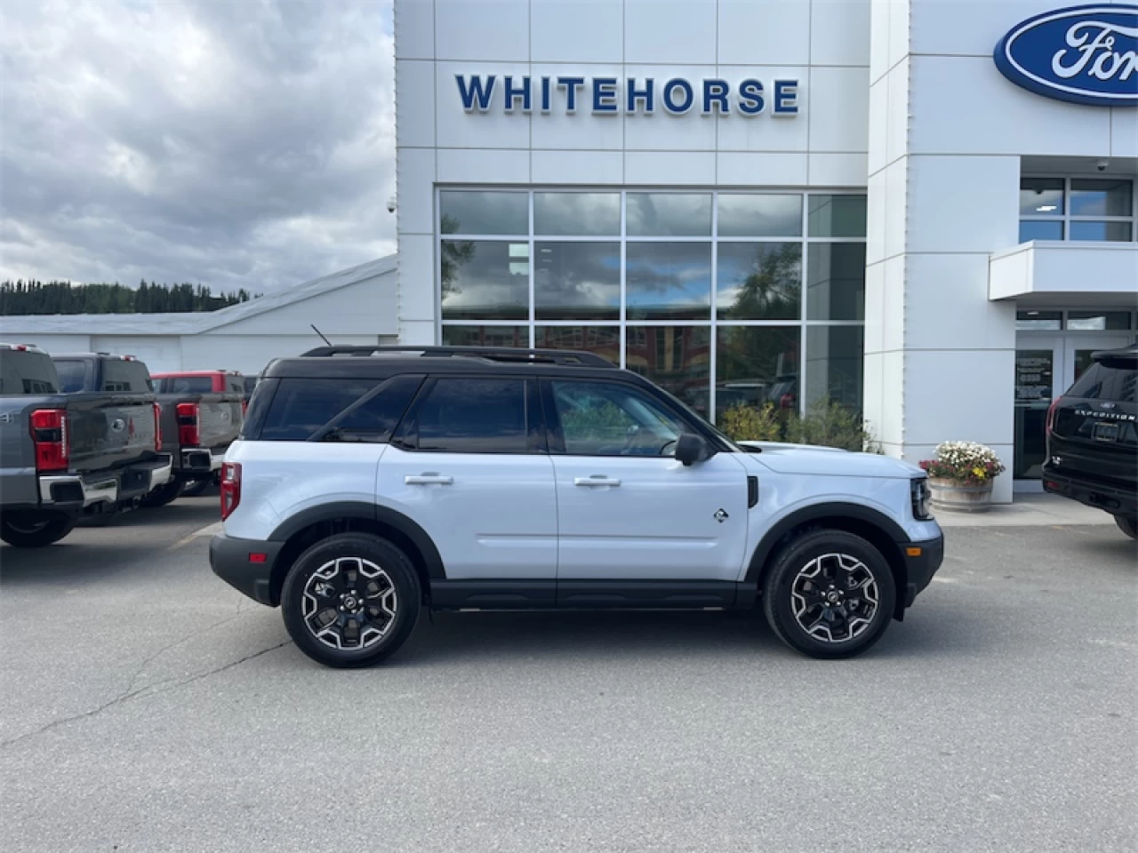 2026 Ford Bronco Sport Outer Banks Main Image