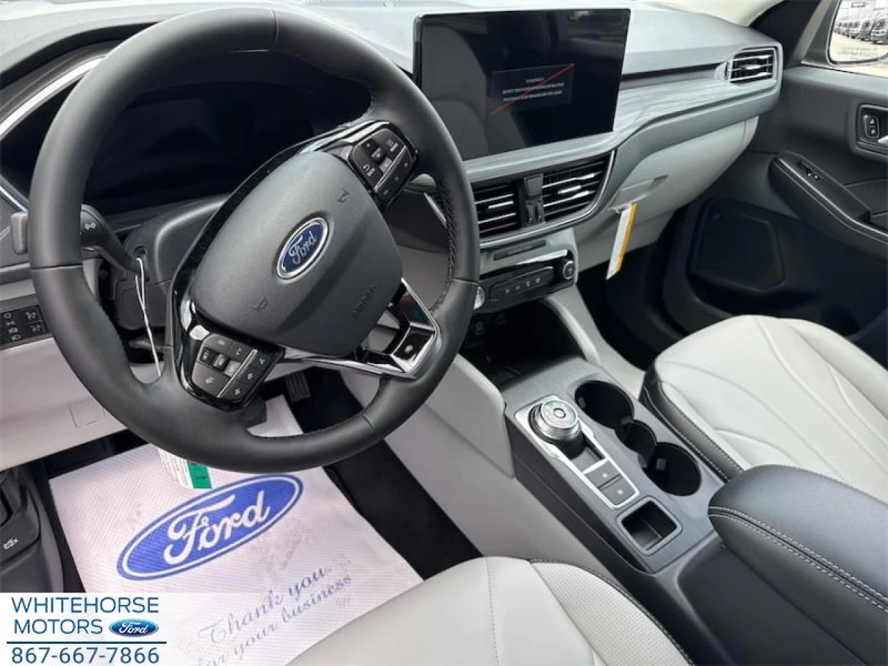 2025 Ford Escape PHEV Main Image
