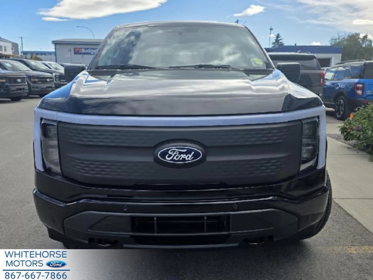 2025 Ford F-150 Lightning Flash Main Image