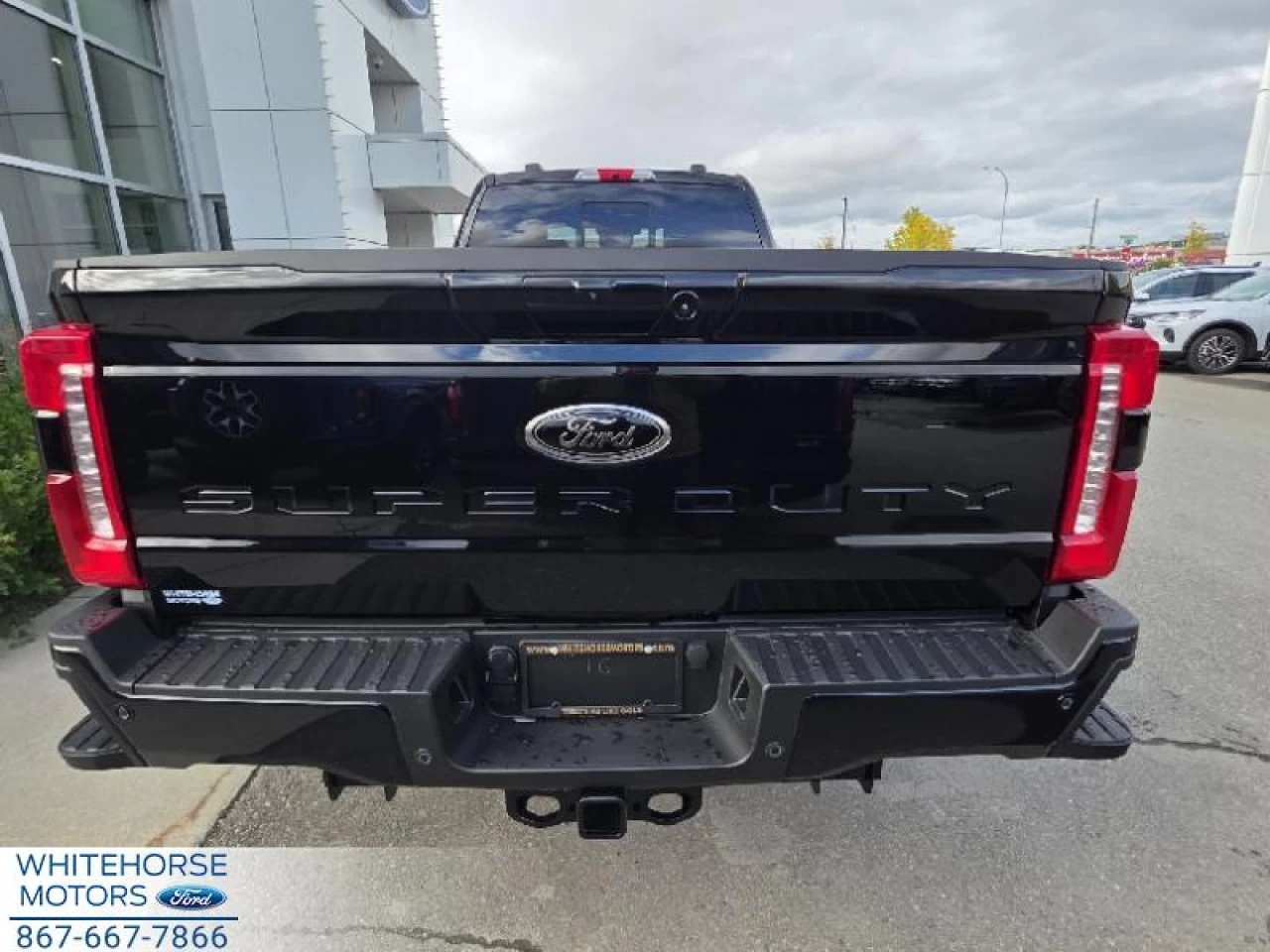 2026 Ford F-350 Super Duty Lariat Main Image