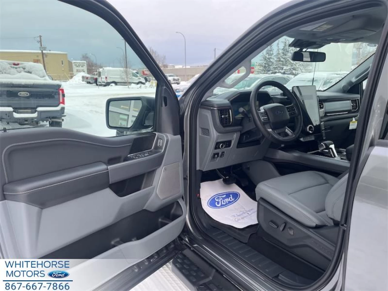 2025 Ford F-150 Lightning Flash Image principale