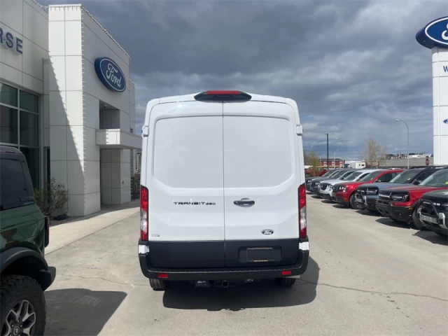 Ford Transit-250 148 WB Medium Roof Cargo 2026