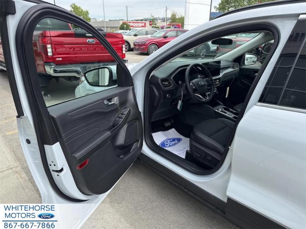 2025 Ford Escape PHEV Main Image