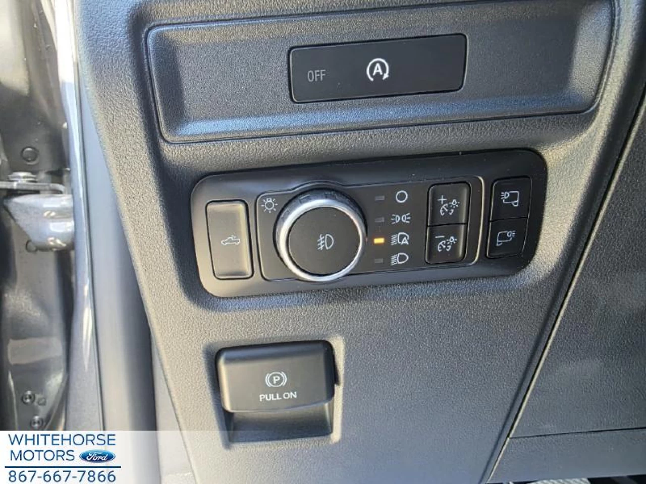 2025 Ford F-150 XLT Main Image