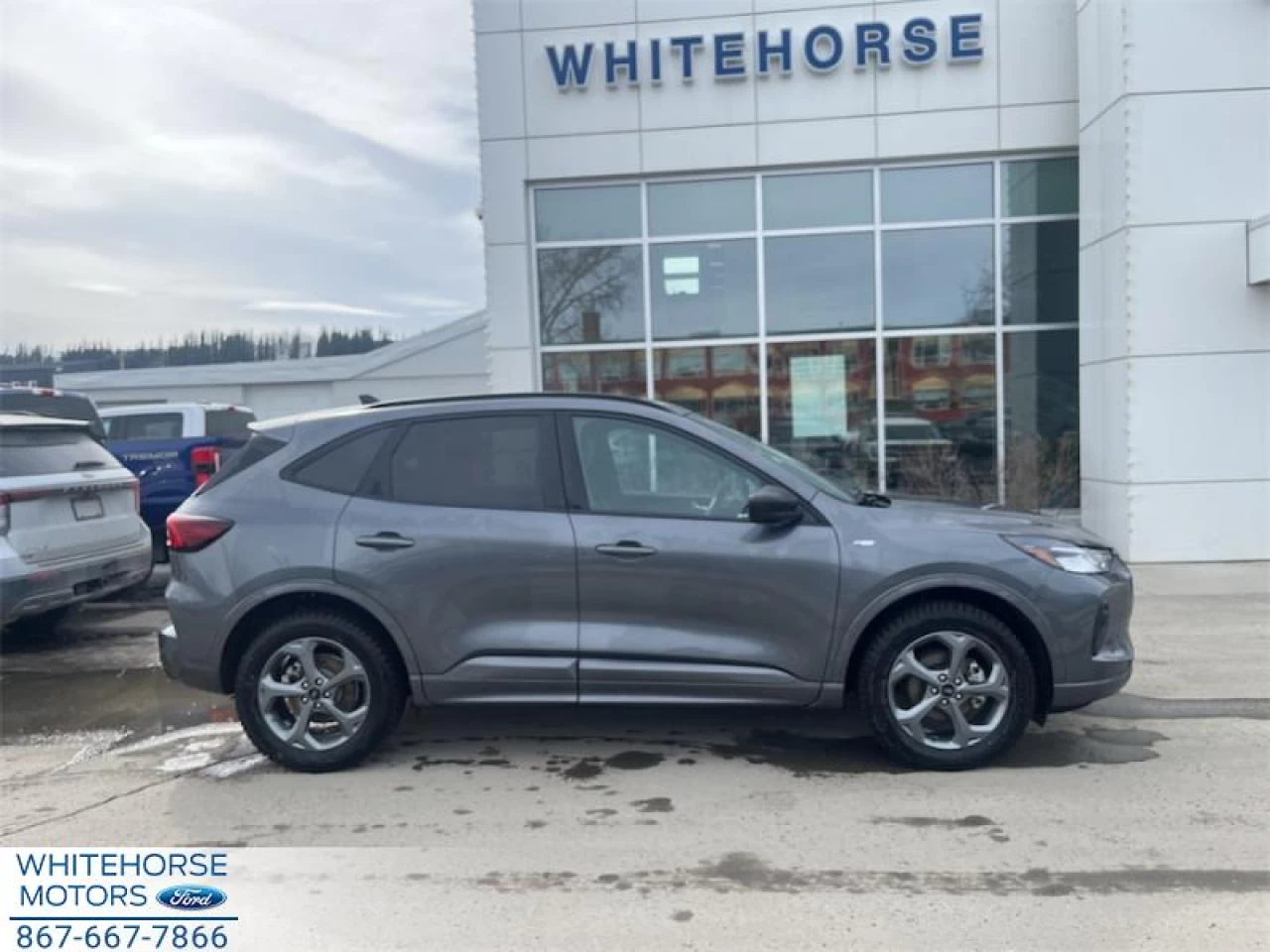 2023 Ford Escape ST-Line AWD Main Image
