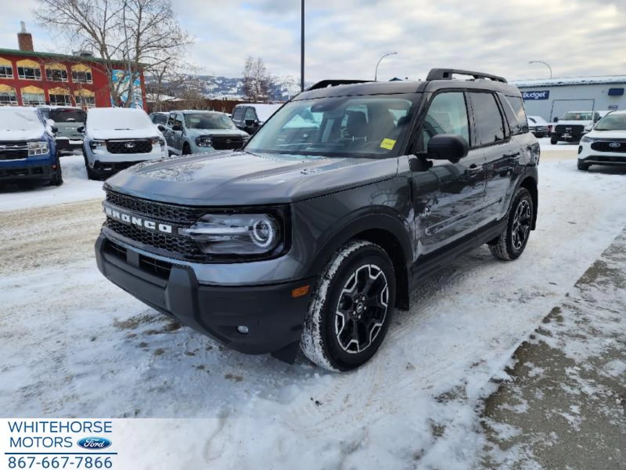 2025 Ford Bronco Sport Outer Banks Main Image