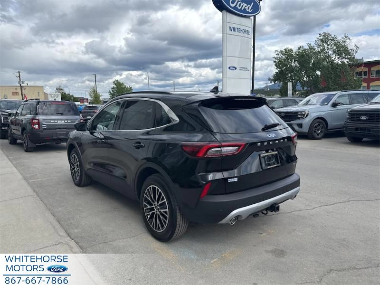 2025 Ford Escape PHEV Main Image