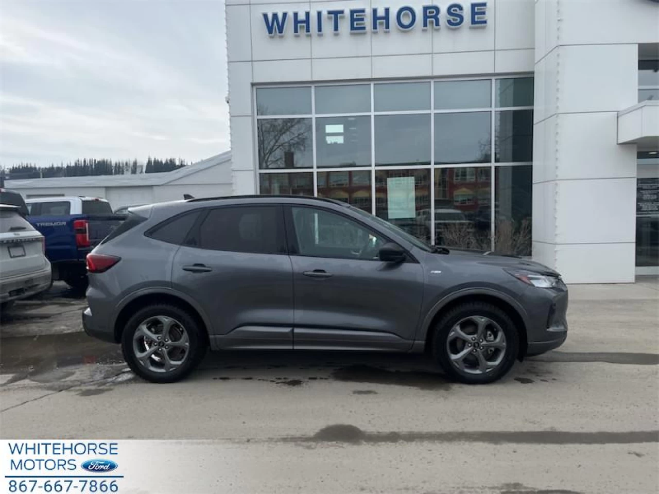 2023 Ford Escape ST-Line AWD Main Image