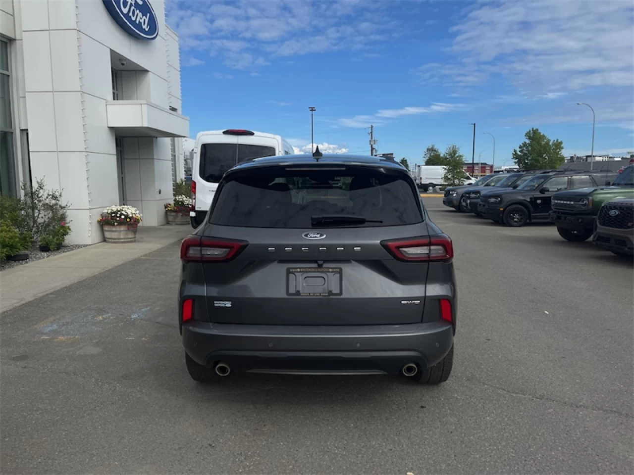 2023 Ford Escape ST-Line Select Image principale