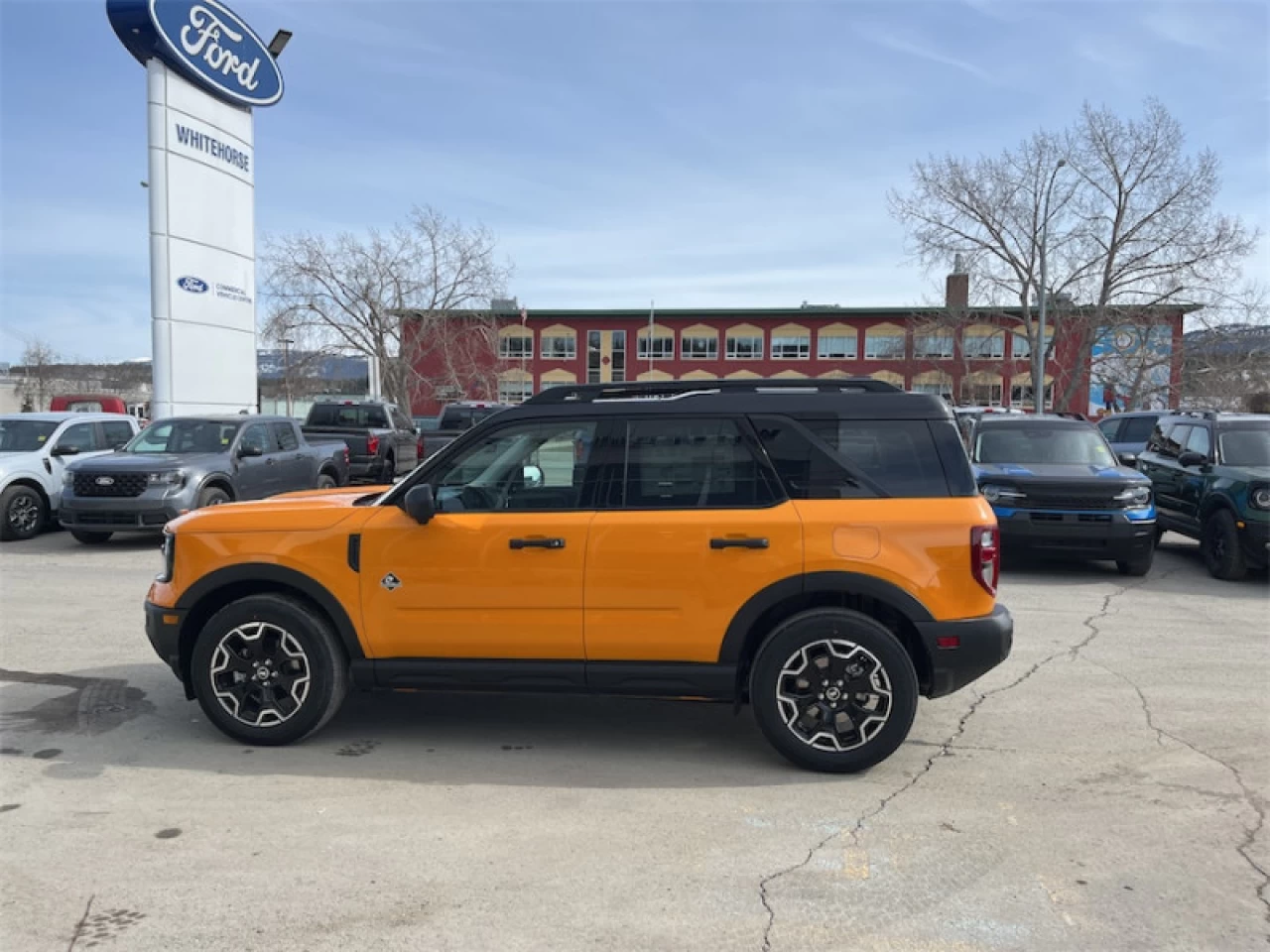 2026 Ford Bronco Sport Outer Banks Main Image