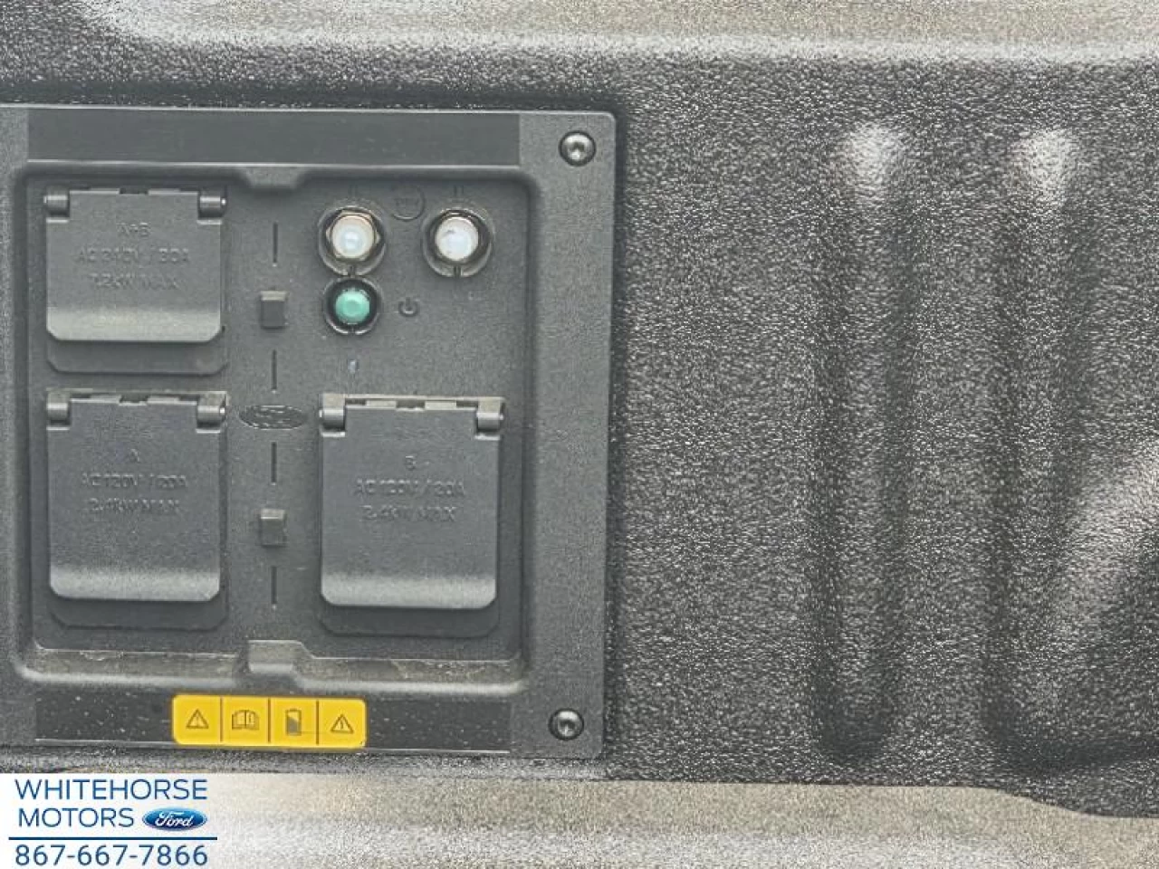 2025 Ford F-150 Lightning Flash Main Image