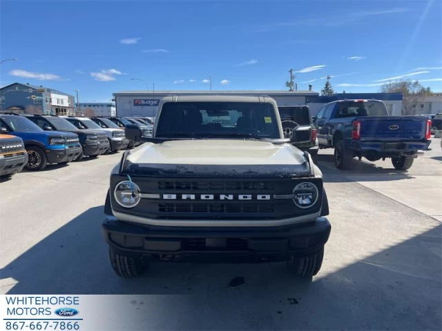 Ford Bronco Base 2026