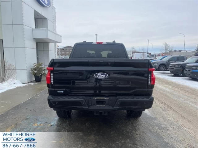 Ford F-150 Lightning Flash 2025