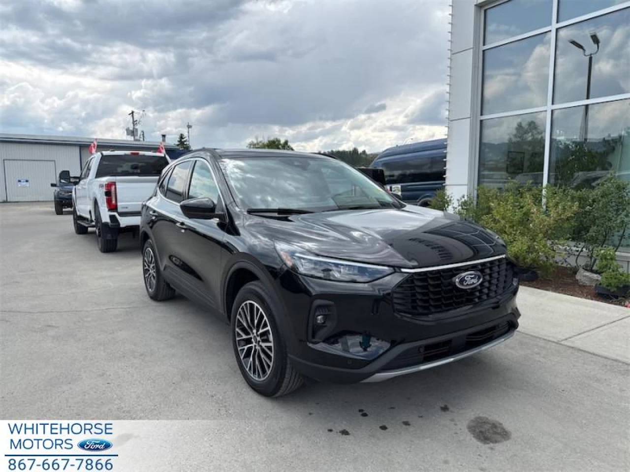 2025 Ford Escape PHEV Main Image