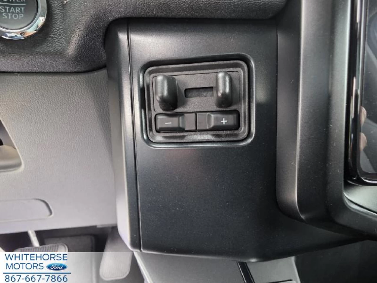 2025 Ford F-150 Lightning Flash Main Image