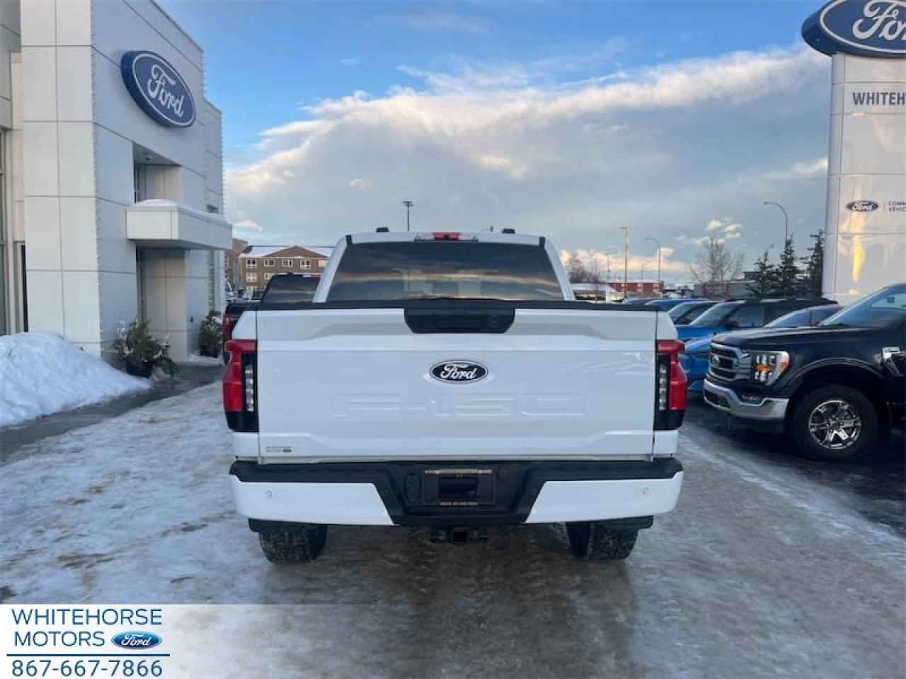 2025 Ford F-150 Lightning Flash Main Image