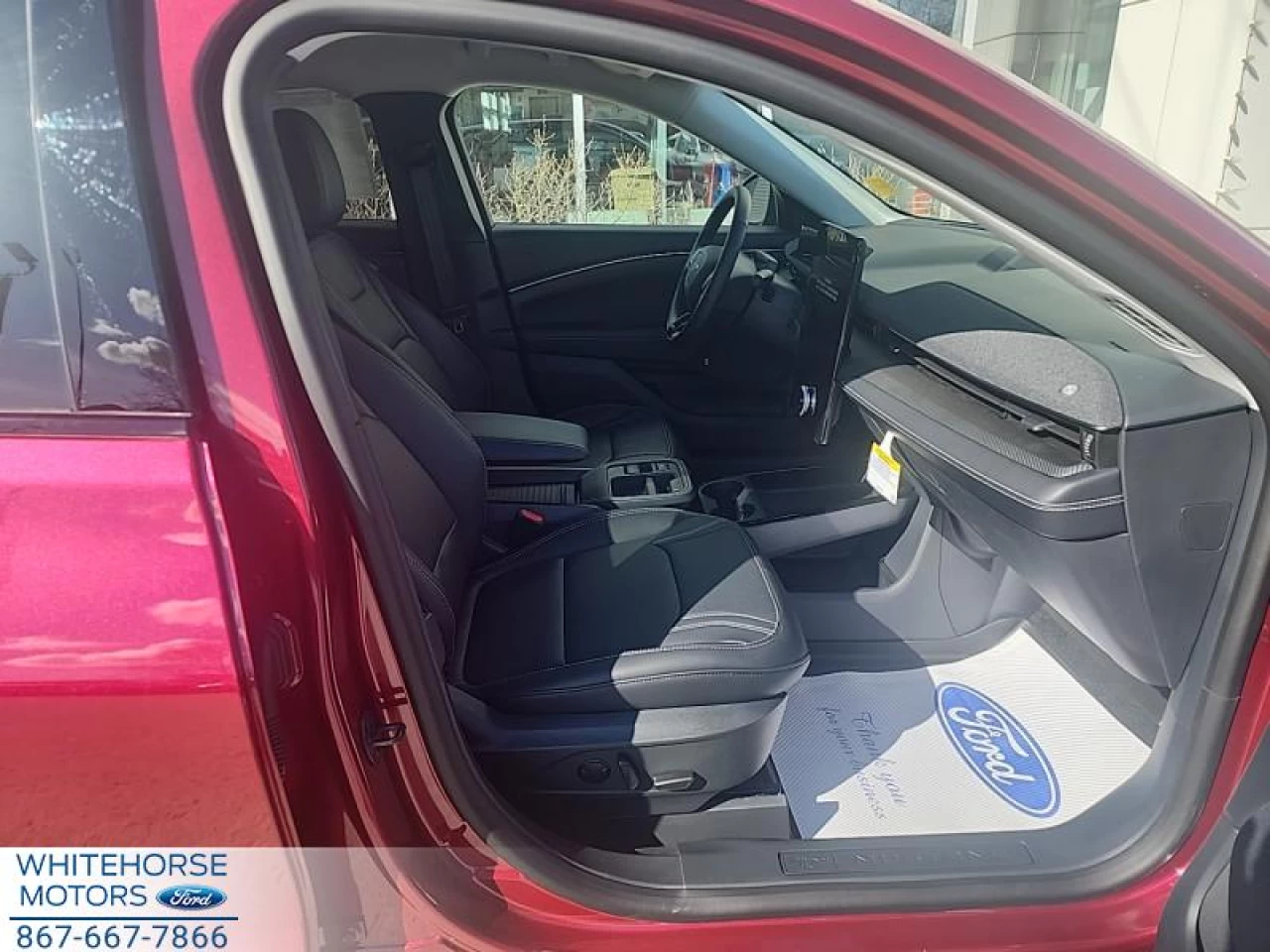 2025 Ford Mustang Mach-E Premium AWD Image principale