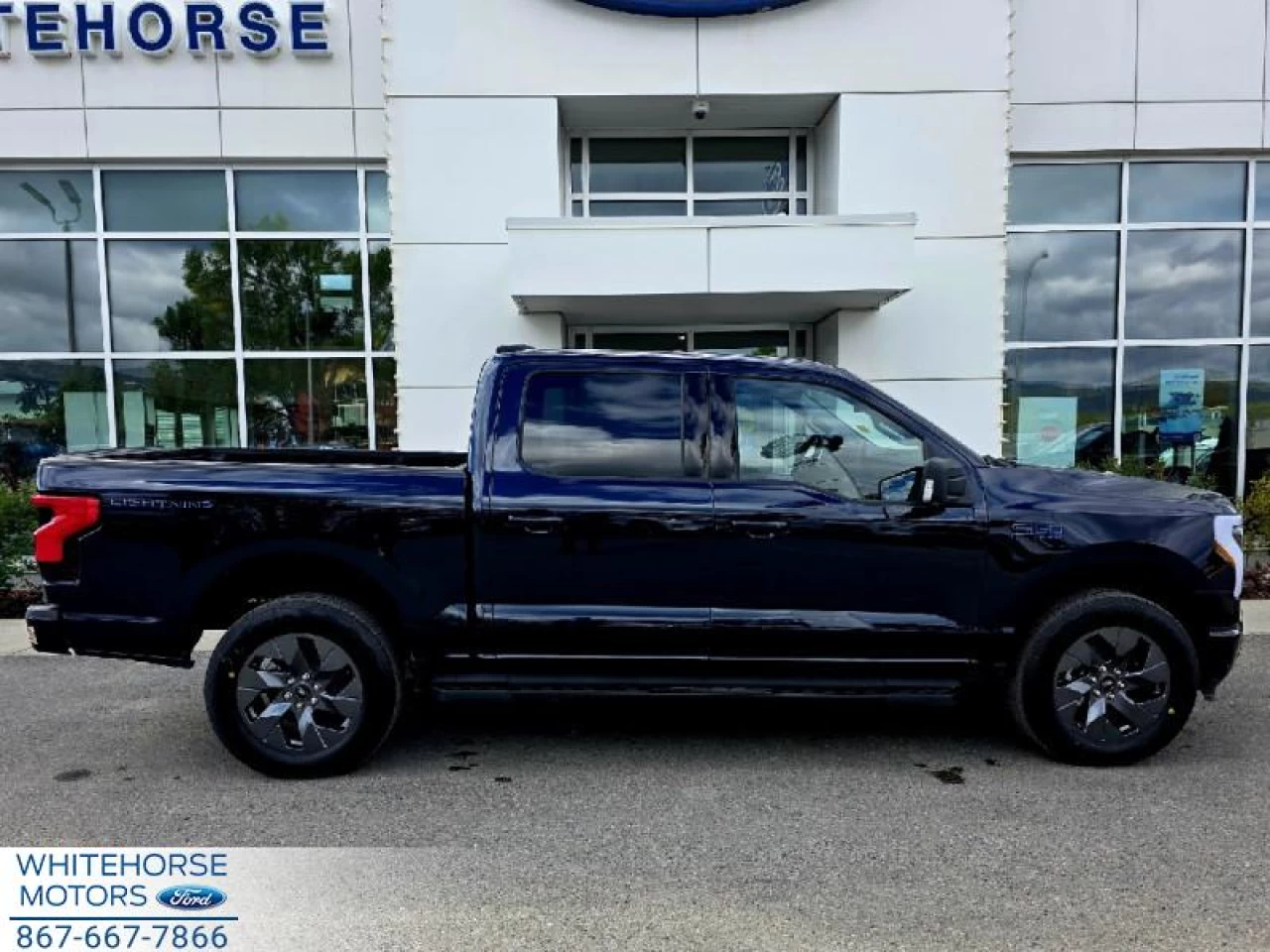 2025 Ford F-150 Lightning Flash Image principale