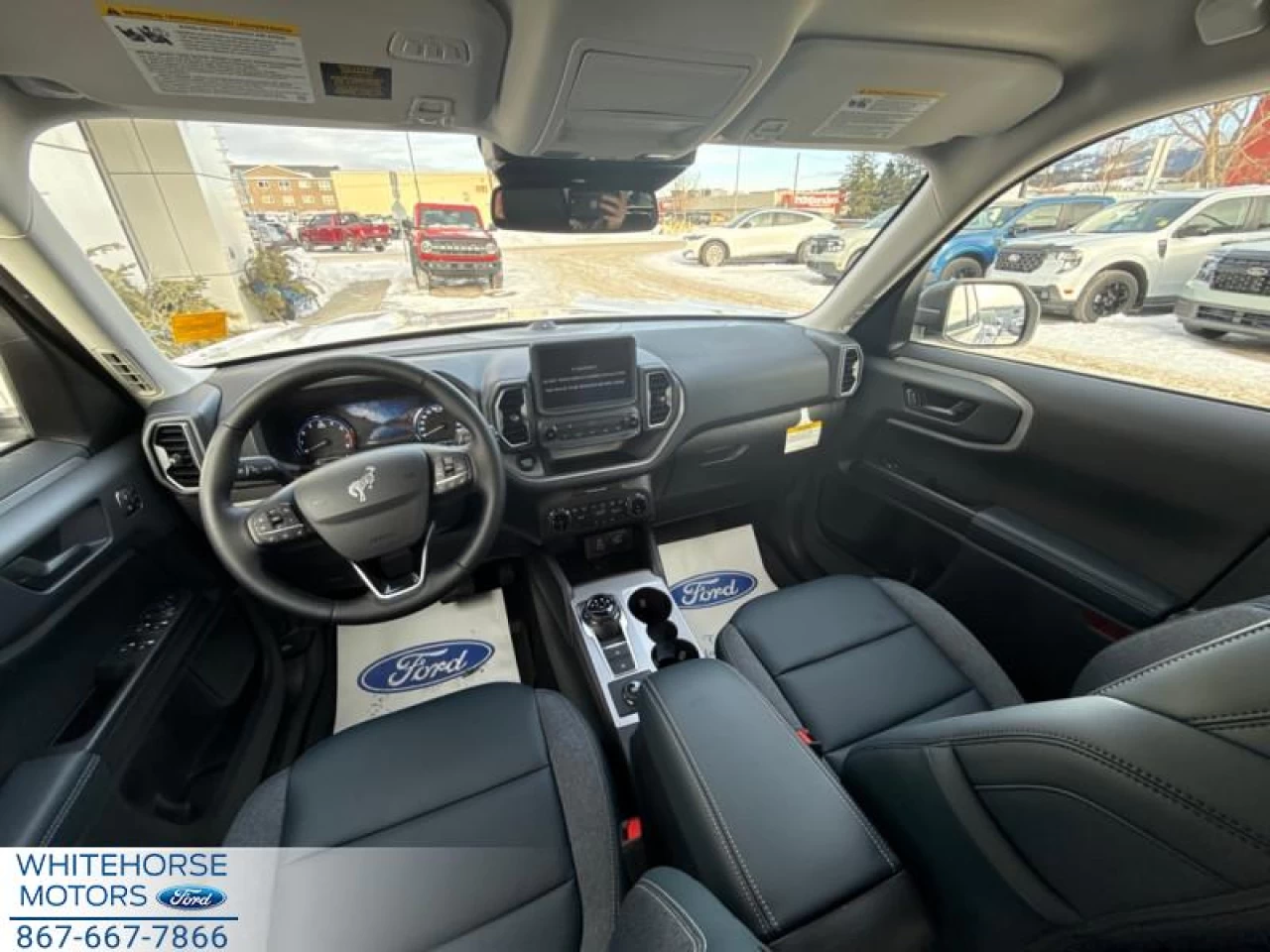 2024 Ford Bronco Sport Outer Banks Main Image