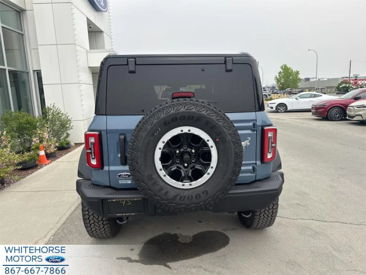 2025 Ford Bronco Badlands Main Image