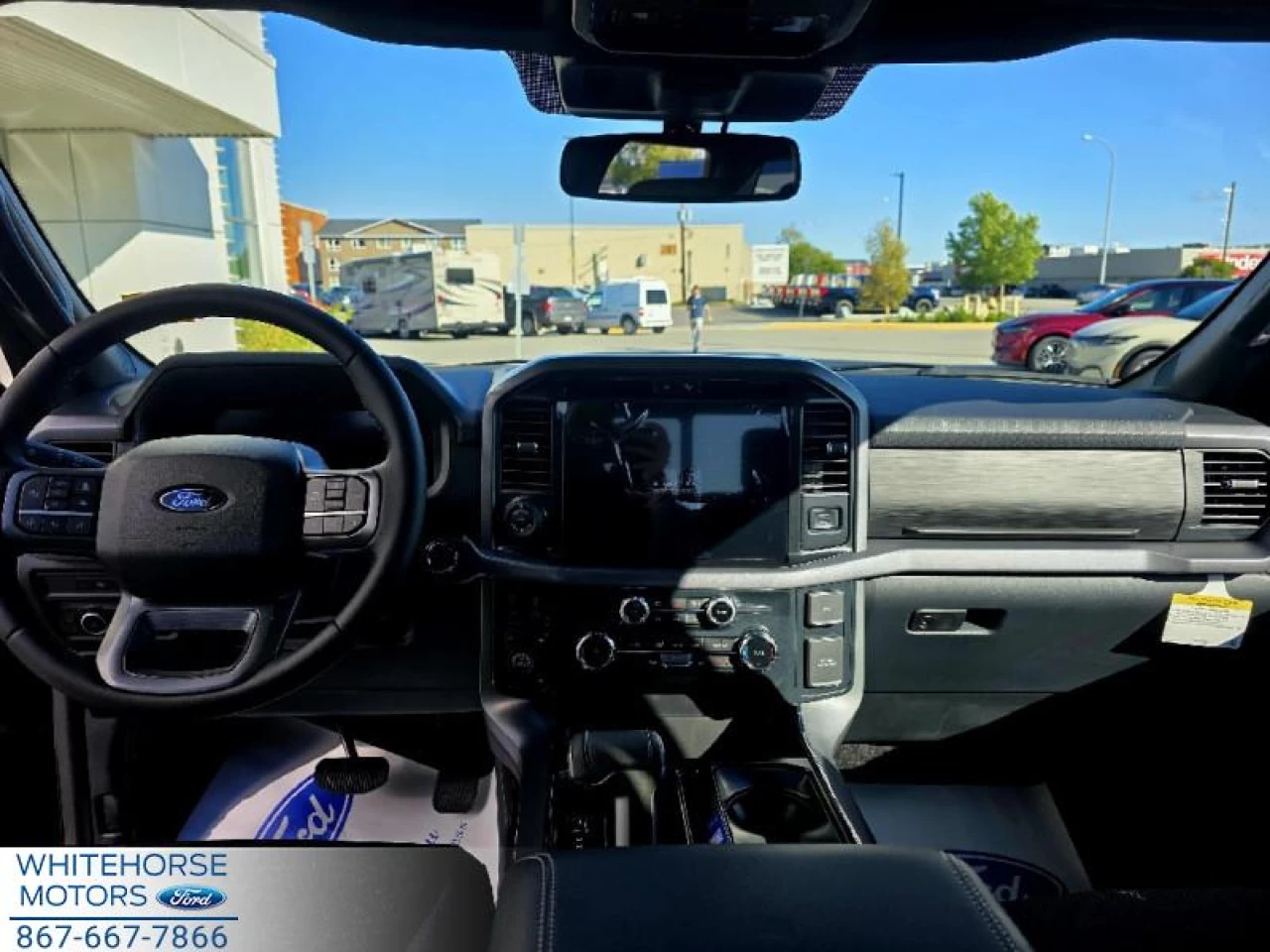 2025 Ford F-150 XLT Main Image