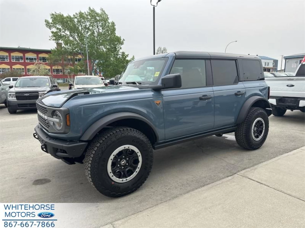 2025 Ford Bronco Badlands Main Image