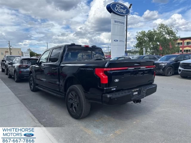 Ford F-150 Lightning Lariat 2025